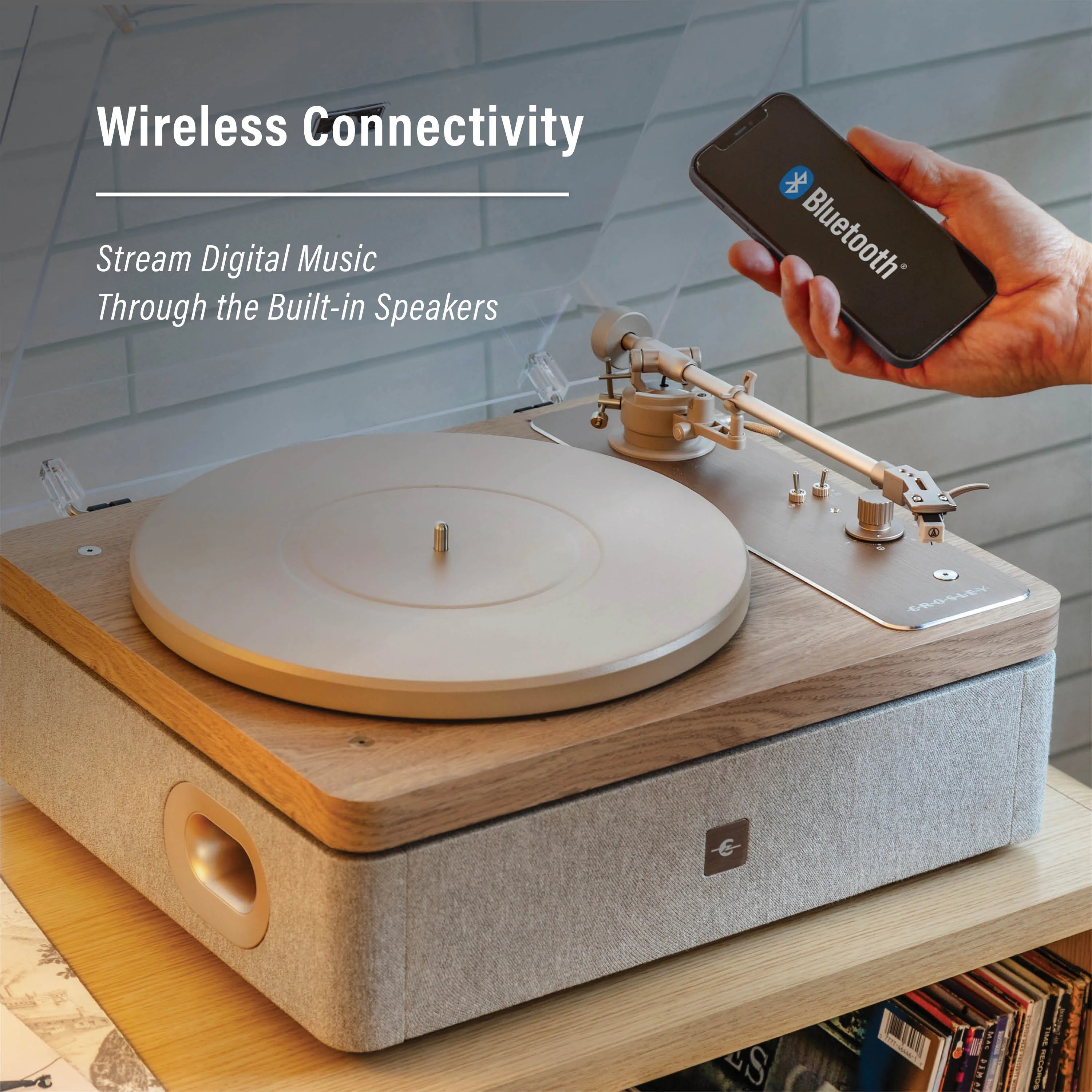 E100 Record Player